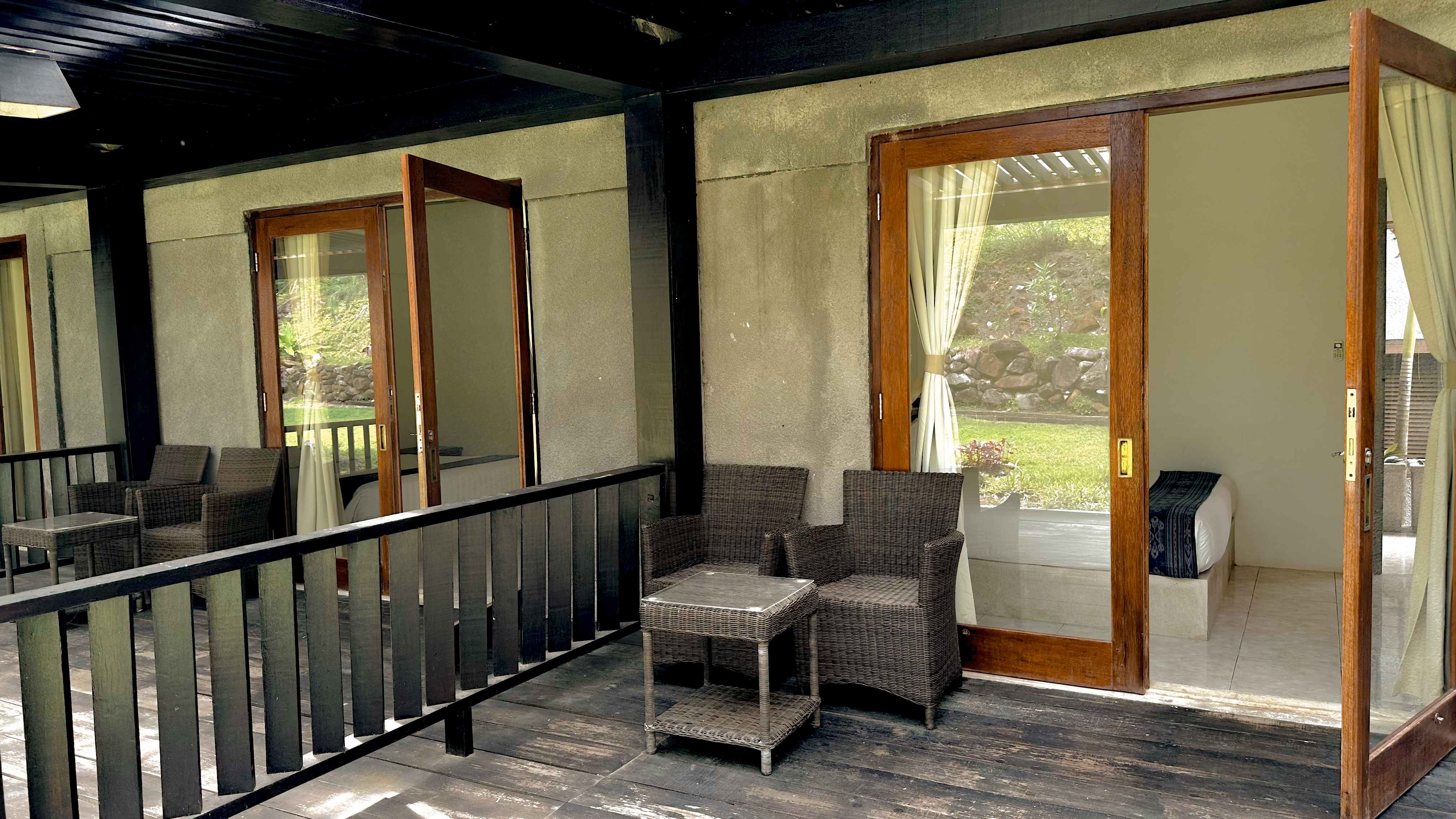 Balcony in Harmony with Nature